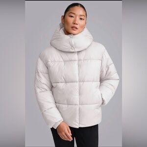 NVLT CIRE WONDER PUFFER LARGE IVORY VEGAN DOWN ANTHROPOLOGY Retail $199